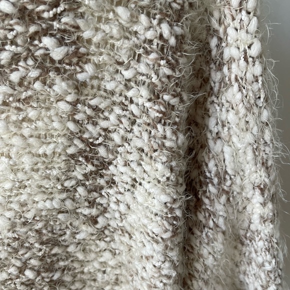 Umgee Cozy Oversized Sweater - Size M/L - Super soft! - Picture 10 of 14